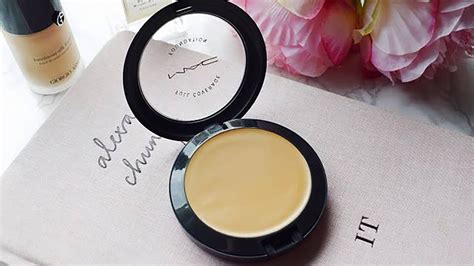 Mac Full Coverage Foundation Review The Reluctant Blogger