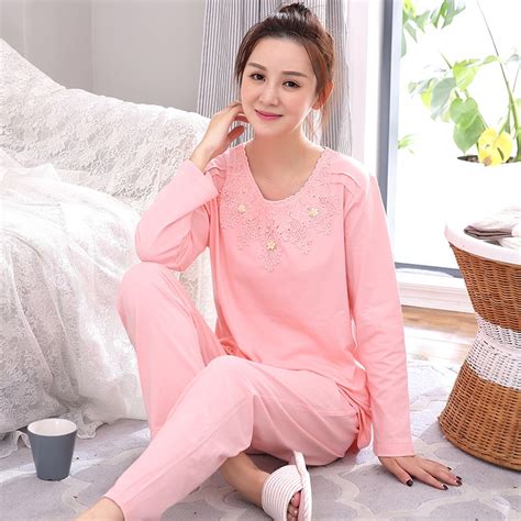 New Spring 100cotton Lace Floral Long Sleeve Women Pajamas Set Round