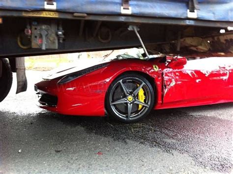 Crashed Ferrari 458 Italia Vehicles