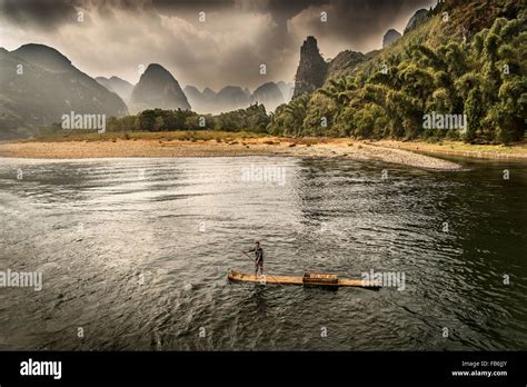 Fisherman On Li River Guangxi Guilin China Stock Photo Alamy