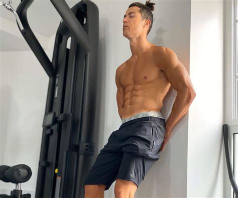 focused cristiano ronaldo hot shirtless pics are a treat to the sore hot sex picture