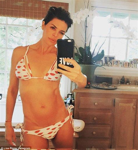 Puckering Up Lisa Rinna Showed Off Her Incredibly Toned Bikini Body In An Instagram Snap Shared