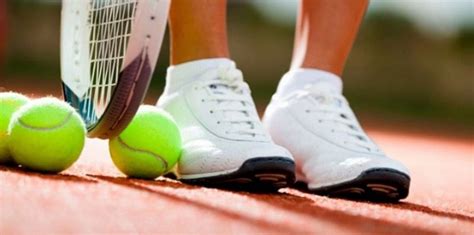 Cara Memilih Sepatu Tenis Pria Pengertian Perbedaan