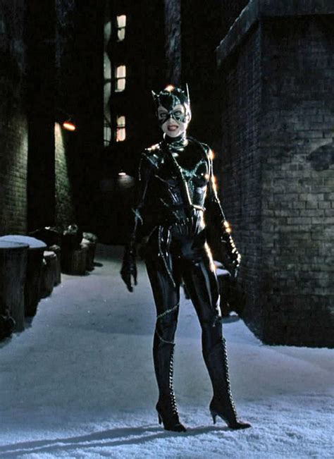 Batman Returns Catwoman Comic Batman And Catwoman Batman Movie