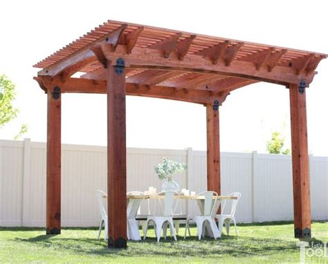 How To Build A Redwood Pergola With Arch Detail Her Tool Belt