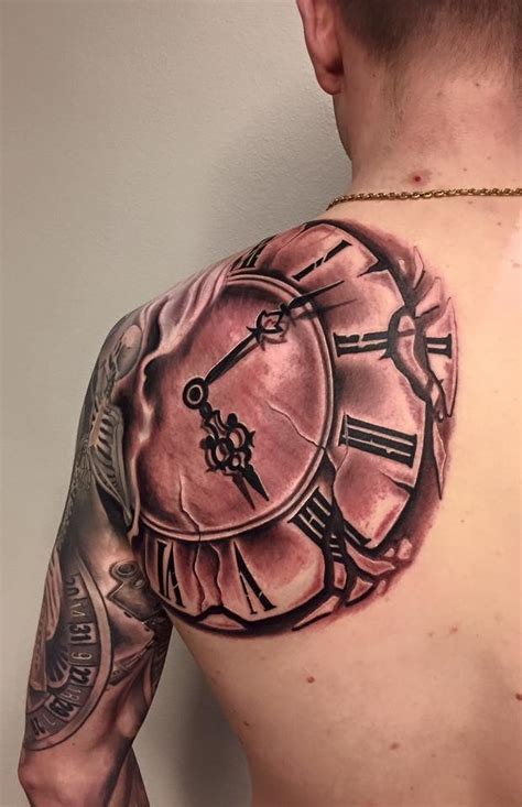 37 Unique Grandfather Clock Tattoos