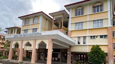 Melakukan olah tirakat dengan cara puasa: Petition · STATUS SMK AGAMA TUN DATU MUSTAPHA, KINARUT ...