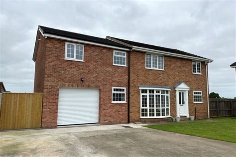 meadow court scruton northallerton north yorkshire dl7 5 bedroom detached house for sale