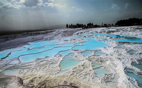 15 Incredibly Beautiful Places On Earth You Never Knew