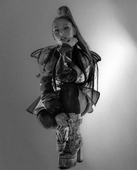 Sintético 104 Foto Ariana Grande Rain On Me Outfit Alta Definición Completa 2k 4k