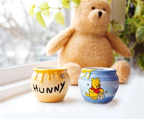 Disney Winnie The Pooh Hunny Pot Sculpted Ceramic Mini Mugs Set Of 2
