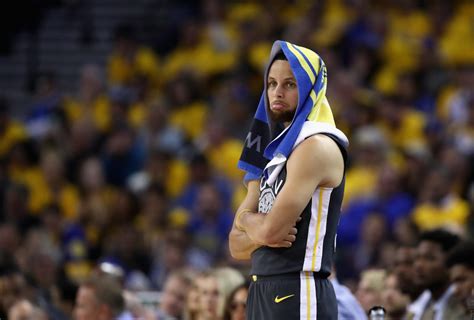 Video Appears To Show How Steph Curry Was Injured Last Night The Spun