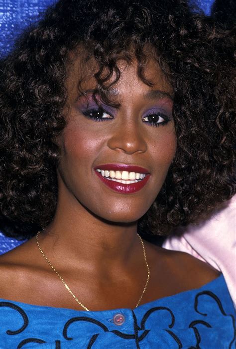 13 80s Beauty Trends That Are Totally Back Again 80s Hair And Makeup 80s Makeup Looks 1980s