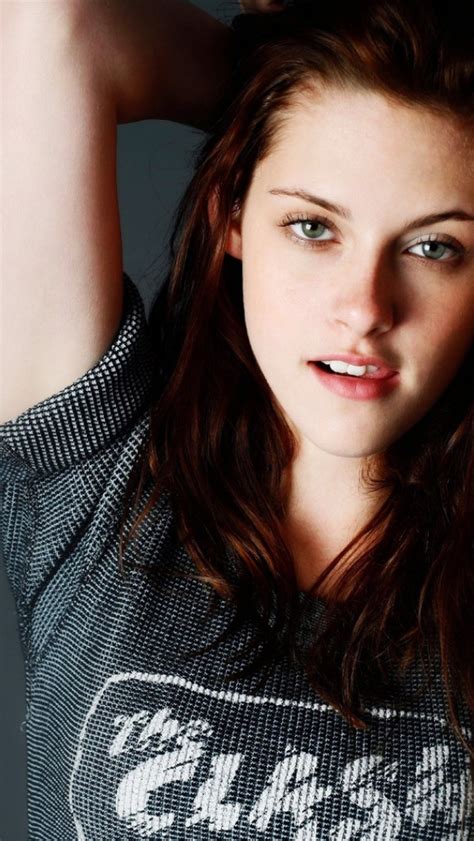 Free Download Kristen Stewart High Quality Hd Wallpaper For Desktop And