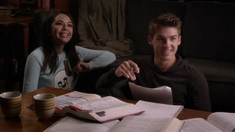 What Happened To Mike And Mona On ‘pretty Little Liars Janel Parrish