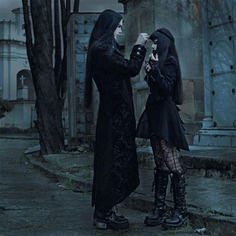 Stunning Goth Photo Gothicbeauty Romantic Goth Goth Gothic