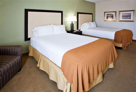 Hotel Holiday Inn Express Myrtle Beachbroadway At The Beach An Ihg In
