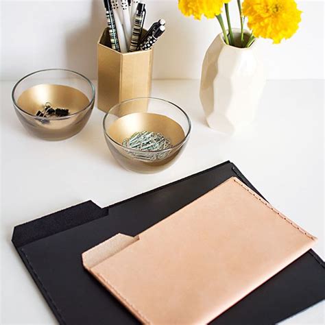 18 Gorgeous Leather Craft Ideas