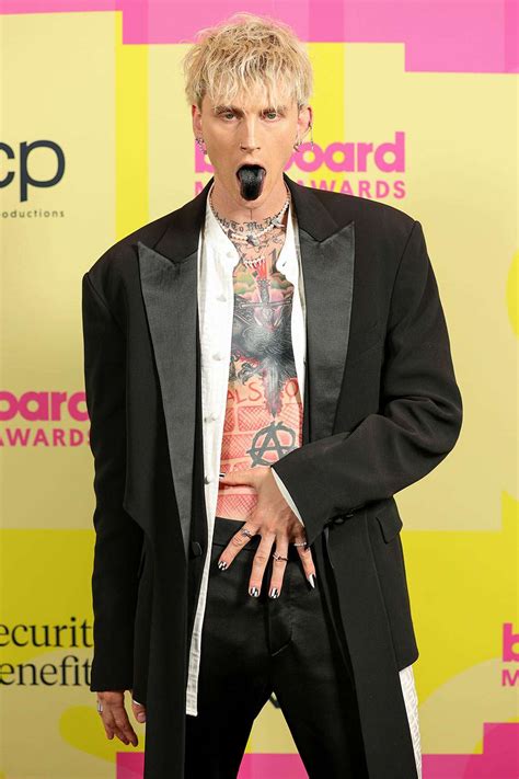 Machine Gun Kelly Dyes His Tongue Black At Billboard Music Awards