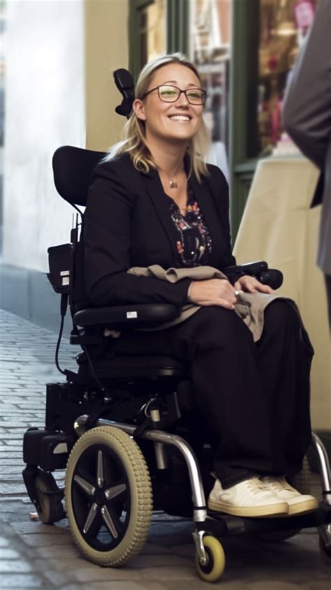 Pin By Francesca Hearne On Wheelchair Women In 2023 Wheelchair Women
