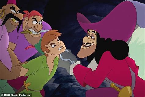 Jude Law In Talks To Play Captain Hook In Disneys Live Action Movie