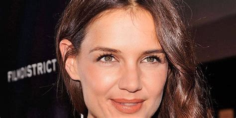 Katie Holmes Hair And Makeup Quotes Katie Holmes Favorite Beauty Products