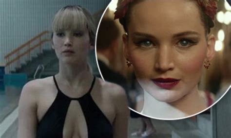 Jennifer Lawrences On Set Nudity Made Folk Uncomfortable Daily Mail