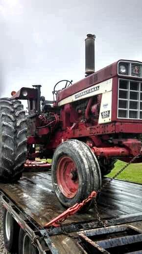 Ih 666 With Images Vintage Tractors Tractors Farmall