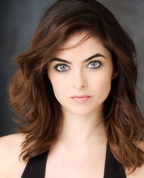 Longer hair at the top will leave an impact when you use the clipper in the right way. Medium length women haircuts