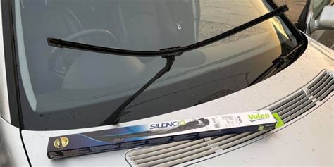 How To Change Wiper Blades Yourcar Uk