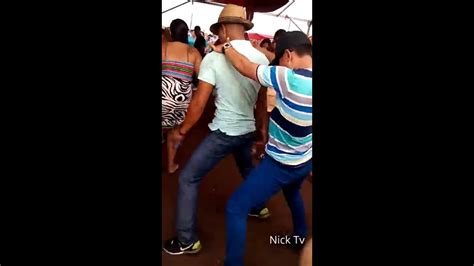Marroneo Reggaeton Gays Bailando En Tubo Chapa Gays Boys Dance Party