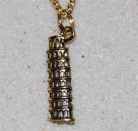 Primas Pisa Gold Leaning Tower Of Pisa Necklace 3d