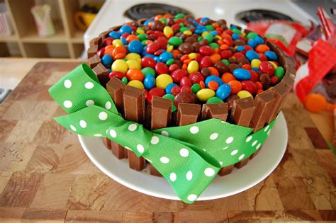 Kit Kat Colourful Birthday Cake