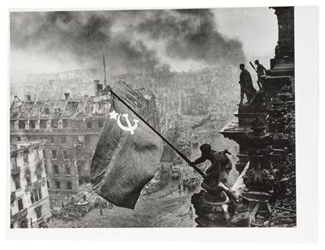 Khaldei Yevgeny Raising The Flag Over The Reichstag Berlin 2 May