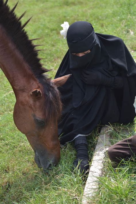 Niqab Squad Unite To Combat Prejudice Against Religious Veils Metro