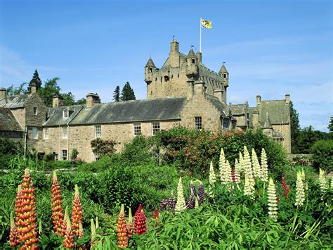 European Castles Cawdor Castle Scotland Castles