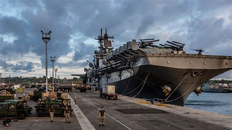 Aircraft Carrier United States Navy Sea Military Fleet Hnlms De Zeven