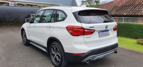Do you want to be the first to know about the latest automotive deals? BMW X1 SDRIVE 20i X-Line 2.0 TB Active Flex 2018 à venda em Joinville - SC | Maxcarro