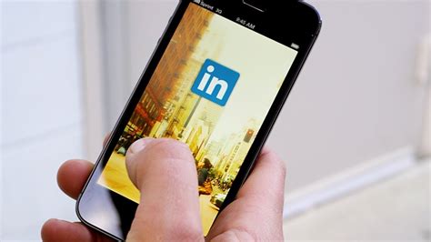 New Linkedin Mobile App For The Everyday Professional Youtube