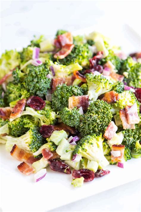 It uses crumbled real bacon, red onions, apple cider vinegar, crunchy walnuts and golden raisins for that perfect combination of salty. Easy Broccoli Salad Recipe with Bacon
