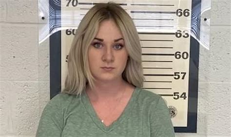 Mississippi Teacher Arrested For Sending Lewd Pictures To Year Old I Know All News