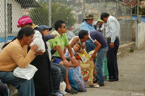 La Prensa De Rjl Menos Pobres En Ecuador 13 Millones De Personas
