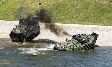 Amphibious Vehicle Ignites 8 Marines Sent To Burn Center Houston Tx