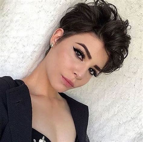Pixie haircut for curly hair 2021. 10 Stylish Pixie Haircuts for Women - New Short Pixie ...