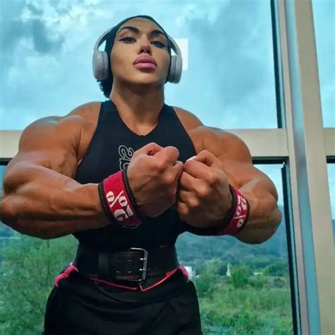 nataliya kuznetsova one of the most muscular women in the world xemplus news