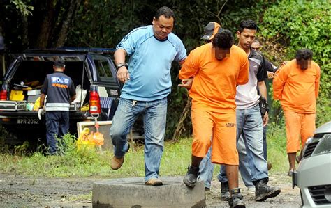 Timbalan ketua polis daerah port dickson. Dua suspek kes bunuh | Pembunuhan sadis di Tapah | Foto ...