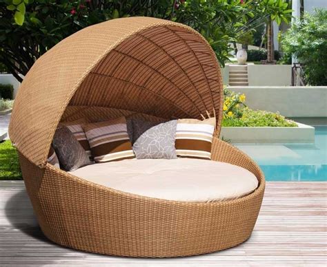 Oyster Rattan Daybed Round Wicker Daybed