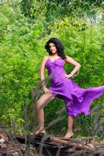 Actress Shona Neogisoumya Hot Photos Bollywood Hot Models