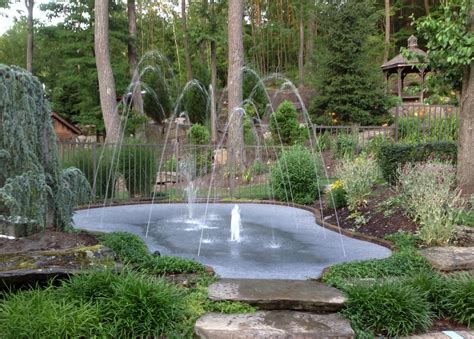 That's a whole lot of fun for a surprisingly little amount of effort. DIY Splash Pad: 19 Inspiring Pictures to Make Your Own ...
