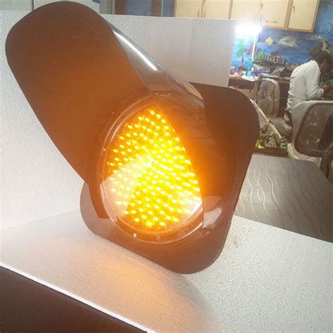 Led Traffic Blinker Flasher Light Light Emitting Diode Solar Blinker